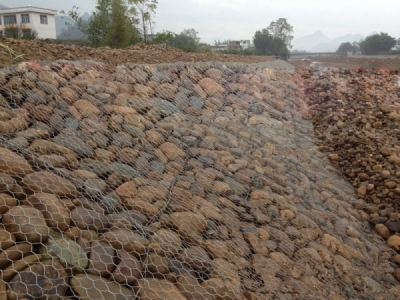 鉛絲石籠網圖片2